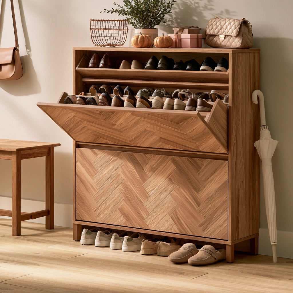 Schuhschrank, aus Holz, Farbe: hellbraun